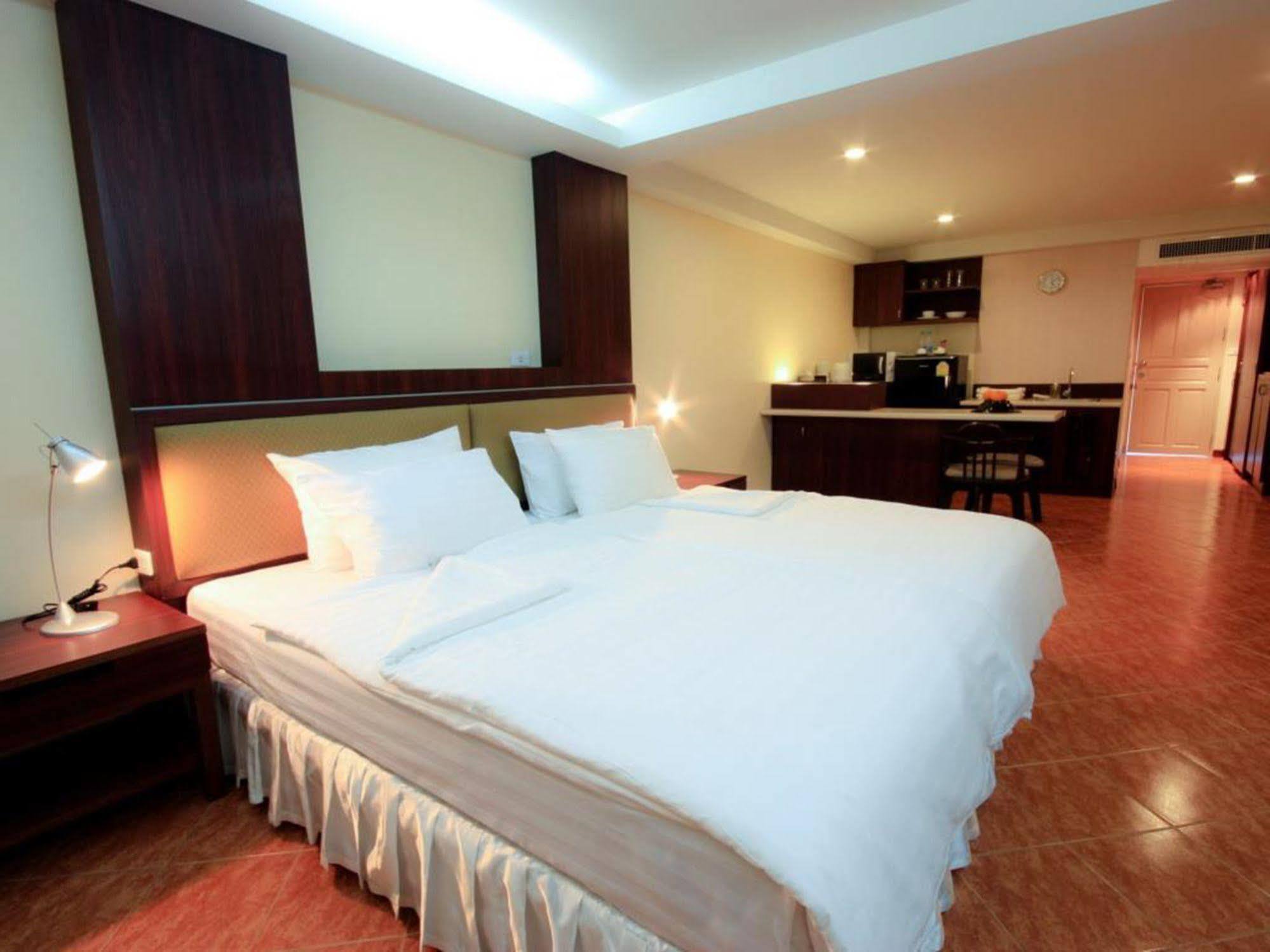 Kamala Sea View Appartement Buitenkant foto